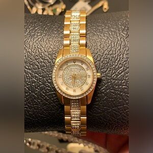 Crystal bulova mother of pearl watch NEW!